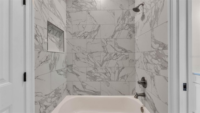 1385 Ewell Rd, Lakeland, FL 33811 - bathroom featuring bathtub / shower combination