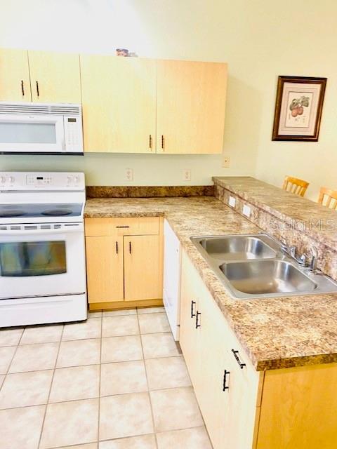4102 Lake Marion Golf Resort Unit 4102, Kissimmee, FL 34759 - photo 9