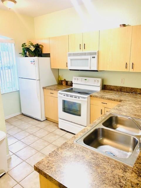4102 Lake Marion Golf Resort Unit 4102, Kissimmee, FL 34759 - photo 10