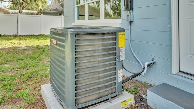 980 S Mill Ave, Bartow, FL 33830 - exterior view of a central air condition unit