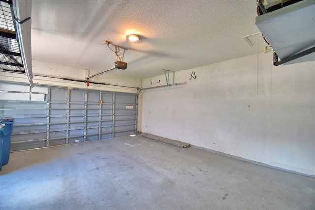 4188 Muirfield Loop, Lake Wales, FL 33859 - garage featuring a garage door opener