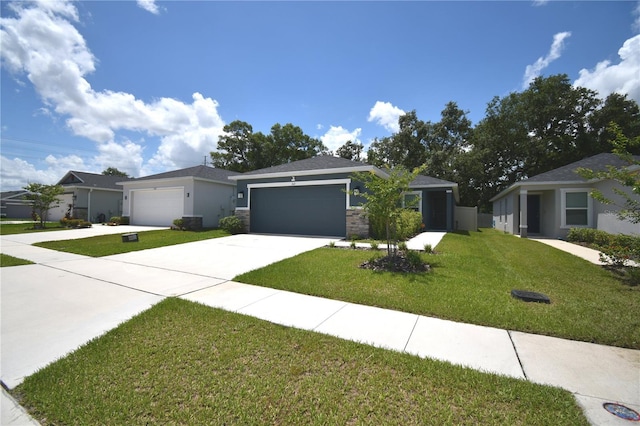 312 Walnut Ln, Auburndale, FL 33823 - ranch-style home featuring driveway, a front yard, an attached garage, and stucco siding