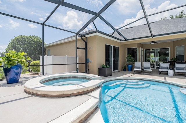 2026 Indian Sky Cir, Lakeland, FL 33813 - view of swimming pool with a patio, a ceiling fan, a lanai, and a pool with connected hot tub