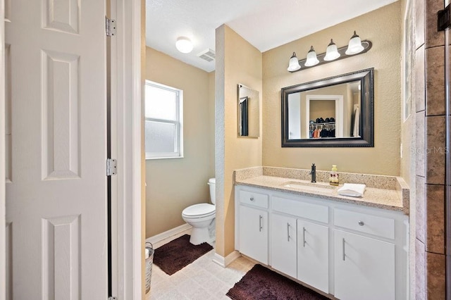 1420 Meadows Pond Dr, Bartow, FL 33830 - bathroom with vanity and toilet