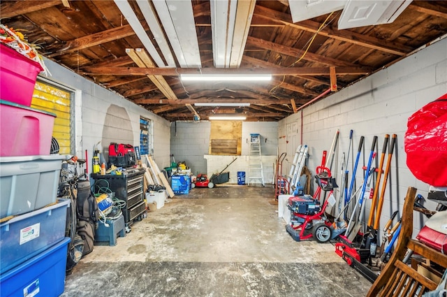 213 Cannon St, Lakeland, FL 33803 - garage featuring concrete block wall