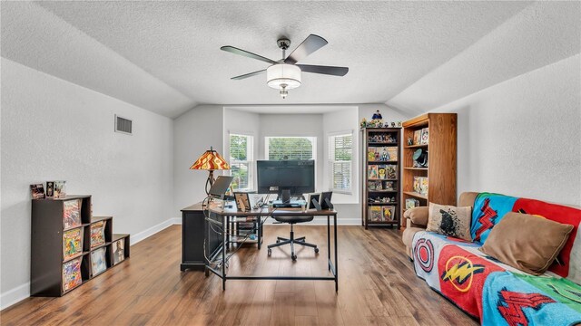3911 Smoke Rise Ct, Valrico, FL 33594 - photo 31