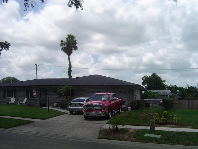 704 Queens Ct, Seffner, FL 33584 - photo 4