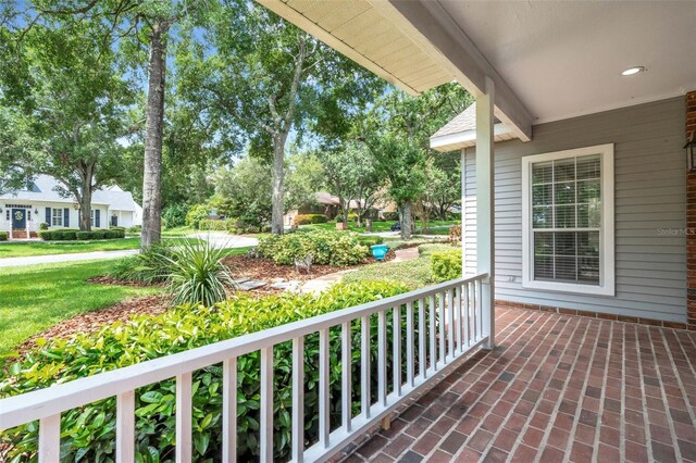 1018 E Highland Dr, Lakeland, FL 33813 - photo 9