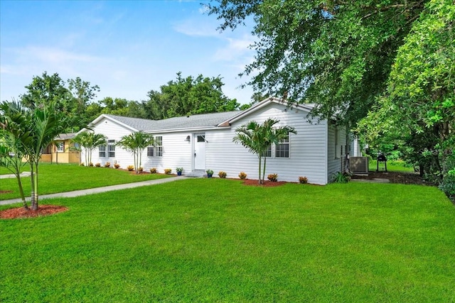 405 S 7th Ave, Bartow, FL 33830 - ranch-style house featuring a front lawn