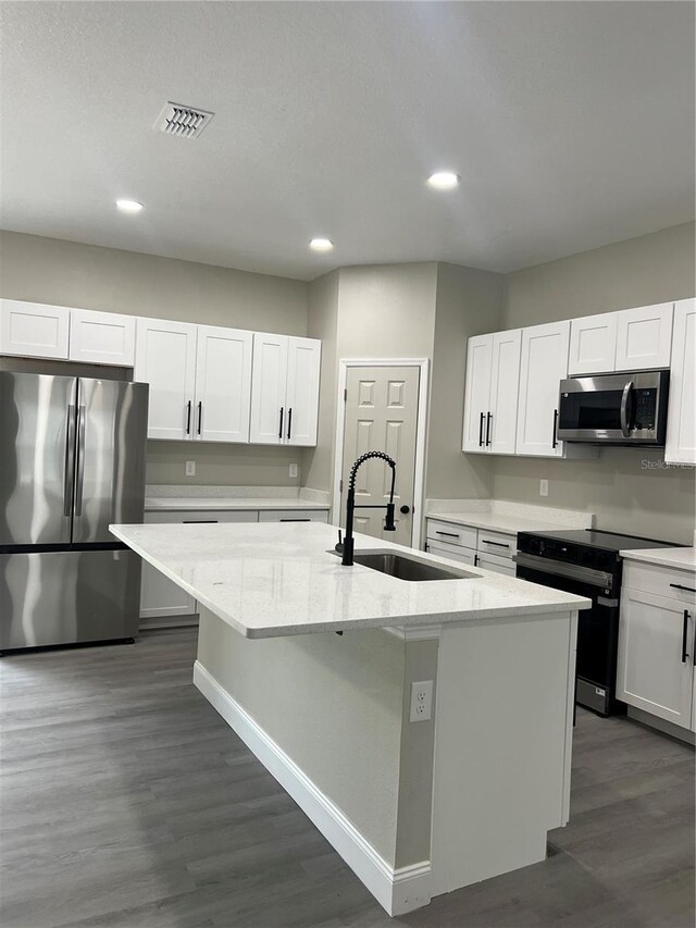 801 Robson St W, Lakeland, FL 33805 - photo 9