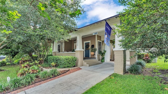 608 Finney St, Lakeland, FL 33803 - photo 1