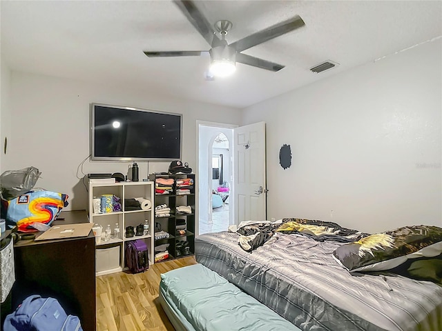 173 Portland Ave, Spring Hill, FL 34606 - bedroom featuring wood finished floors and ceiling fan