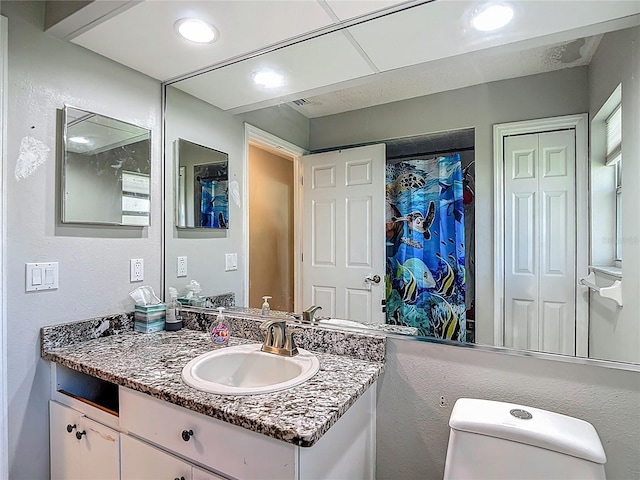 173 Portland Ave, Spring Hill, FL 34606 - full bath with vanity and toilet