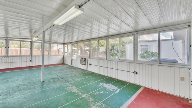 712 N Gary Rd, Lakeland, FL 33801 - unfurnished sunroom featuring heating unit
