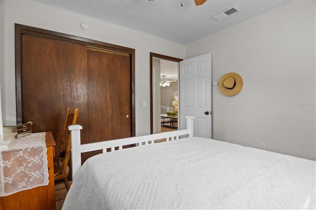 3521 Publix Rd, Lakeland, FL 33810 - bedroom featuring a closet and ceiling fan
