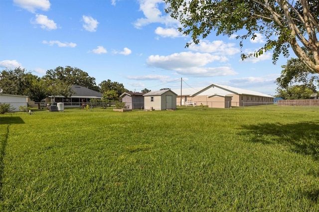 3521 Publix Rd, Lakeland, FL 33810 - view of yard with a storage unit