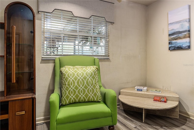 521 Lone Palm Dr, Lakeland, FL 33815 - sitting room featuring wood finished floors and baseboards