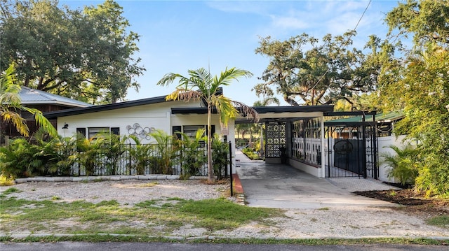 308 E Hollywood St, Tampa, FL 33604 - photo 2