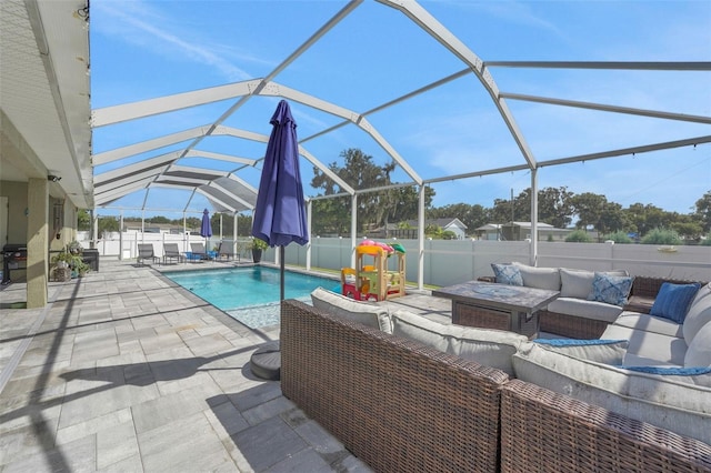 122 Amber Blvd, Auburndale, FL 33823 - view of pool featuring an outdoor living space, a patio area, a fenced backyard, and a lanai
