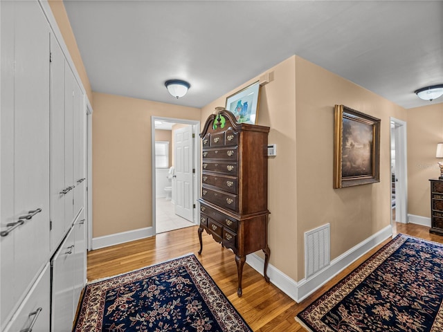 2213 Woodbine Ave, Lakeland, FL 33803 - foyer featuring light wood-type flooring