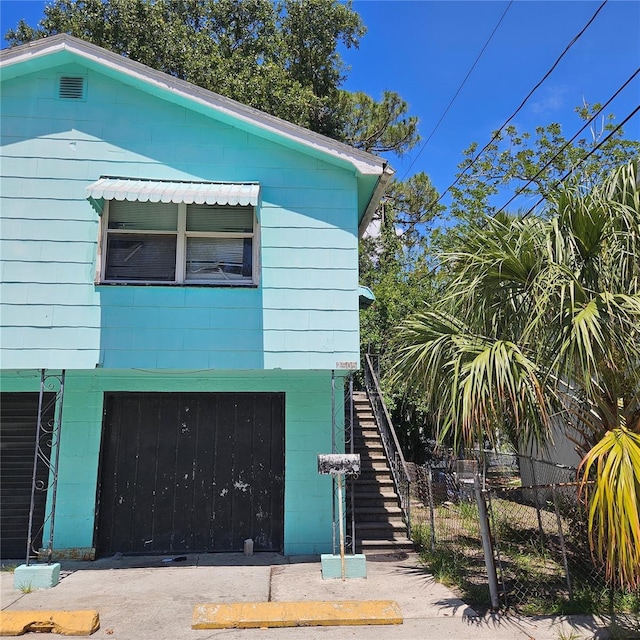 2505 7th St S, Saint Petersburg, FL 33705 - photo 5