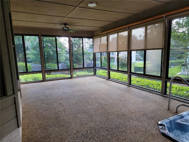 1842 Pinnacle Dr, Lakeland, FL 33813 - unfurnished sunroom featuring plenty of natural light and a ceiling fan