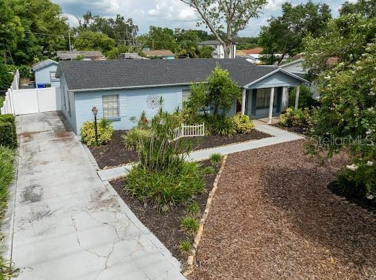1420 S Lincoln Ave, Lakeland, FL 33803 - ranch-style house with driveway