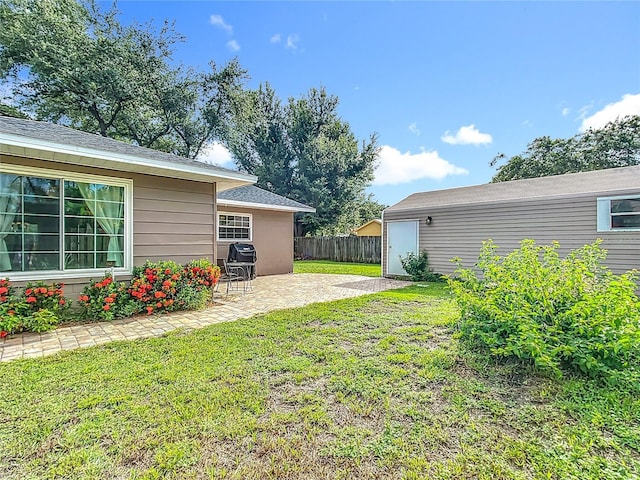 310 Keystone Rd, Auburndale, FL 33823 - view of yard featuring a patio area and an outdoor structure