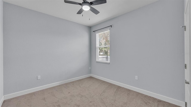 1095 Woodland Oaks Dr, Lakeland, FL 33813 - unfurnished room featuring carpet flooring and a ceiling fan