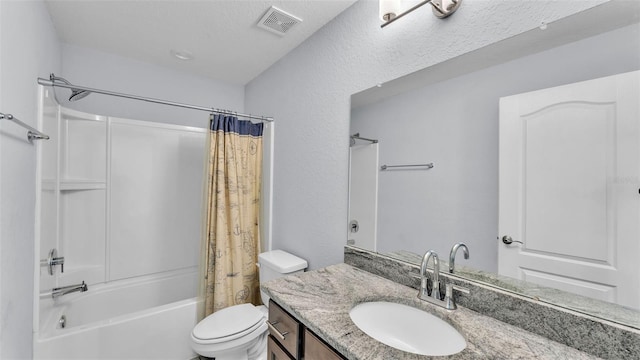 1095 Woodland Oaks Dr, Lakeland, FL 33813 - bathroom with shower / bath combo and vanity