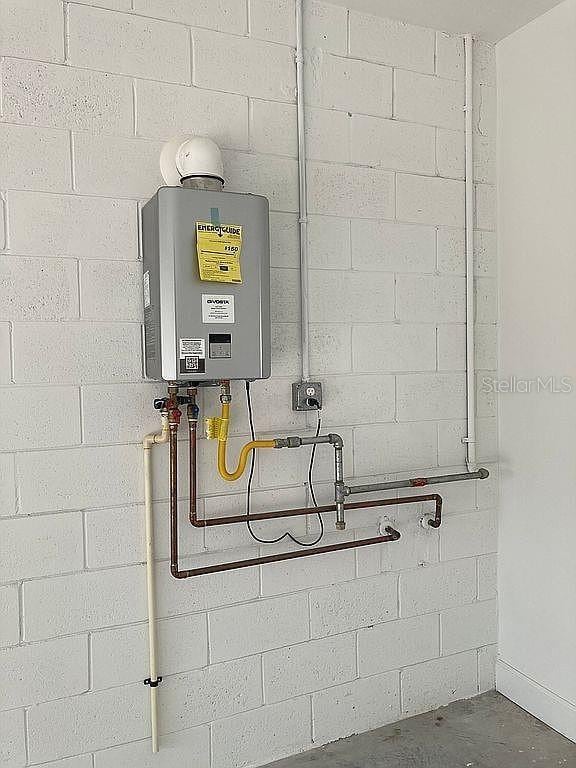 26005 Bimini Sands Ct, Englewood, FL 34223 - utilities with tankless water heater