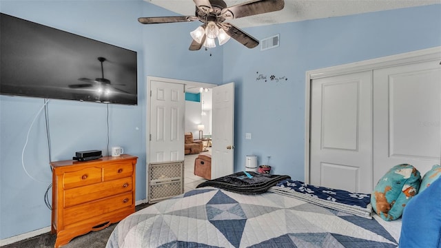 526 Allison Ave, Davenport, FL 33897 - bedroom featuring a closet, a ceiling fan, and carpet