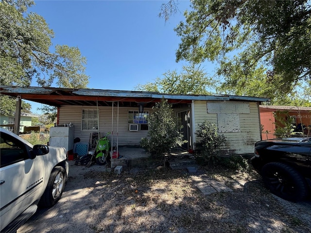 216 Varnadoe Rd, Winter Haven, FL 33880 - view of front of home featuring covered porch