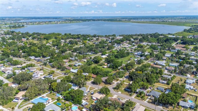 335 W Cummings St, Lake Alfred, FL 33850 - view of property location with a nearby body of water and nearby suburban area