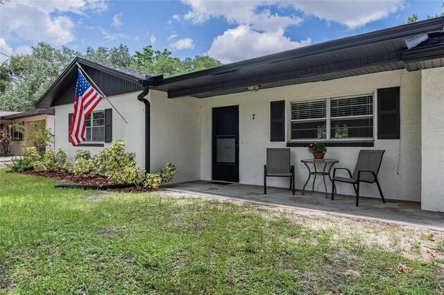 7 E Grove Ave, Lake Wales, FL 33853 - photo 1