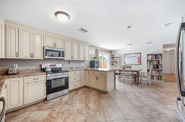 3124 Lee Warren Ave, Lakeland, FL 33803 - photo 9