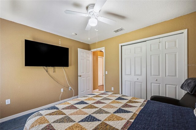 735 Virginia Ave, Auburndale, FL 33823 - carpeted bedroom featuring a closet and a ceiling fan