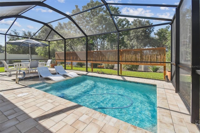 1933 Griffin Trl, Bartow, FL 33830 - outdoor pool with a patio and glass enclosure
