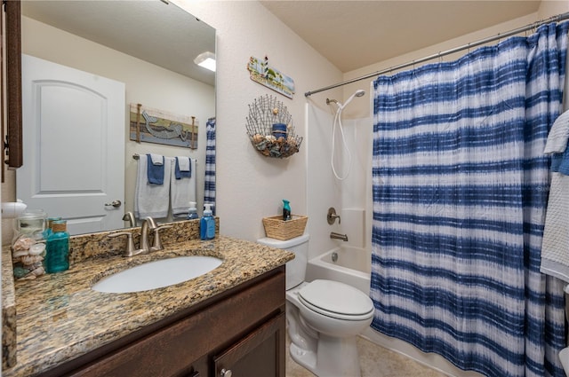 702 Country Walk Cv, Eagle Lake, FL 33839 - full bath with vanity, shower / bath combo with shower curtain, and tile patterned floors