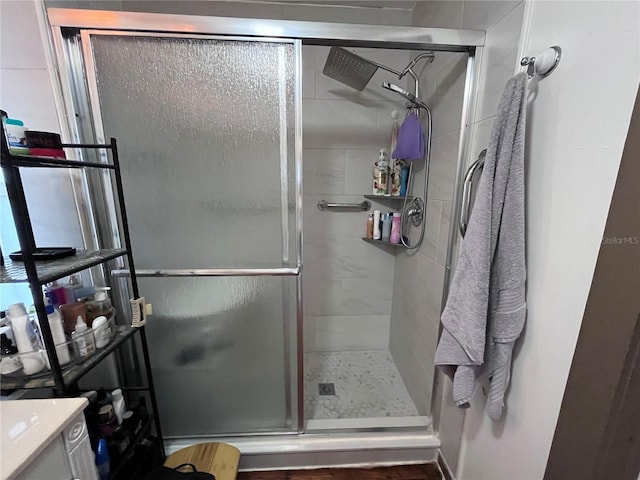 1319 Florida Ave, Saint Cloud, FL 34769 - bathroom with a stall shower