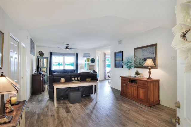 3913 Serenade Ln Unit 4, Lakeland, FL 33811 - photo 8