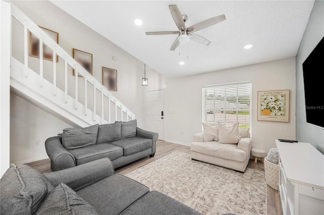 1009 Meadowood Pointe Rd, Lakeland, FL 33811 - photo 4