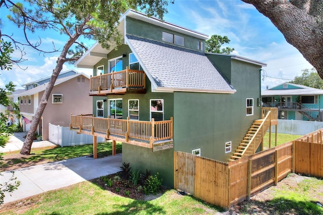 300 Freeport Ave NE, Saint Petersburg, FL 33702 - photo 6