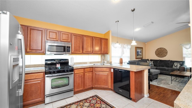 5718 Hawklake Rd, Lithia, FL 33547 - photo 12