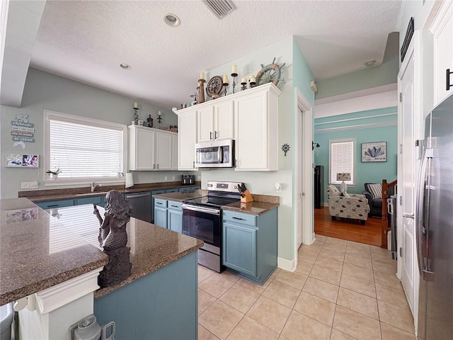6539 Simone Shores Cir, Apollo Beach, FL 33572 - photo 9