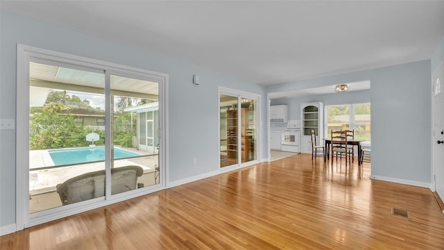 1430 Phyllis St, Lakeland, FL 33803 - photo 8