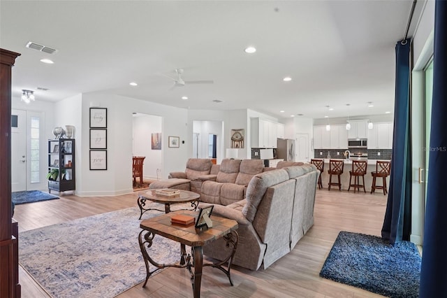 1047 Woodland Oaks Dr, Lakeland, FL 33813 - photo 6