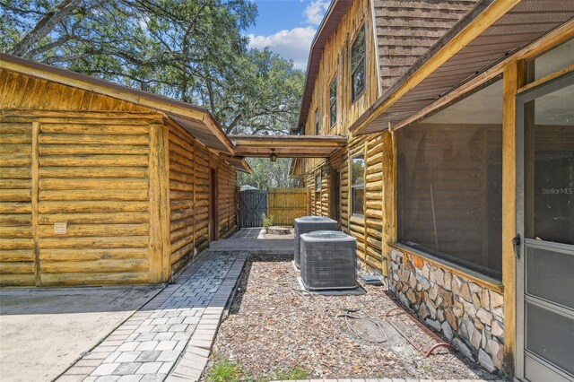 1232 Ridgegreen Loop N, Lakeland, FL 33809 - photo 68