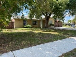 501 Jamestown Ave, Lakeland, FL 33801 - photo 2
