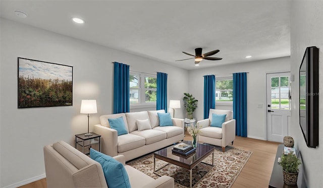 5835 8th St, Zephyrhills, FL 33542 - photo 2